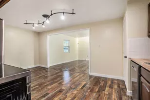 408 Washington St, Albion, MI 49224 - Photo 11