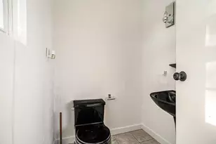 408 Washington St, Albion, MI 49224 - Photo 15