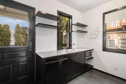 217 N 5th Avenue, Ann Arbor, MI 48104 - Photo 9