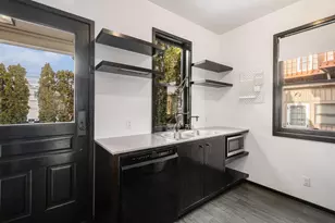 217 N 5th Ave, Ann Arbor, MI 48104 - Photo 9