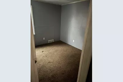 15819 Manning Street, Detroit, MI 48205 - Photo 9