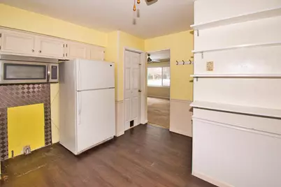 903 N Detroit Street, Buchanan, MI 49107 - Photo 9