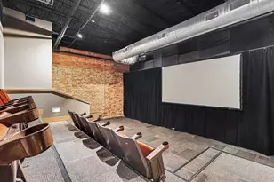 460 Broadway St, South Haven, MI 49090 - Photo 15