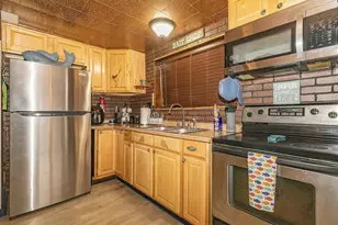 2555 Melvin Rd, Pinckney, MI 48169 - Photo 5