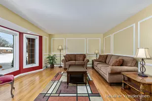 7951 Engelhurst Ct, Jenison, MI 49428 - Photo 5