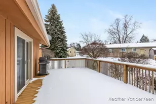 7951 Engelhurst Ct, Jenison, MI 49428 - Photo 33