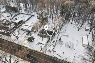 9624 S Sprinkle Rd, Portage, MI 49002 - Photo 25