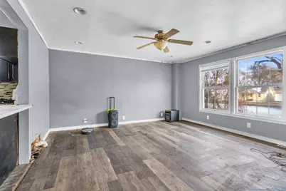 2010 Lansing Avenue, Jackson, MI 49202 - Photo 5