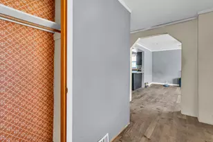 2010 Lansing Ave, Jackson, MI 49202 - Photo 13