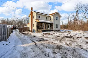 2010 Lansing Ave, Jackson, MI 49202 - Photo 3