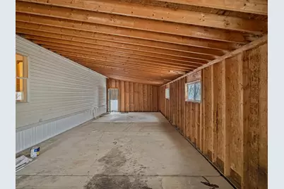 253 E Scarlet Oak Drive, Coopersville, MI 49404 - Photo 11