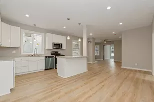 202 S Elm St, Three Oaks, MI 49128 - Photo 5