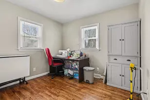 7644 Garden Ln, Portage, MI 49002 - Photo 11