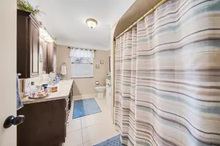 2175 Pioneer Dr, Jackson, MI 49201 - Photo 17