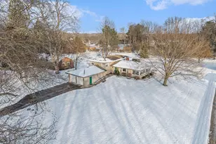 2175 Pioneer Dr, Jackson, MI 49201 - Photo 25