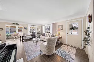 2175 Pioneer Dr, Jackson, MI 49201 - Photo 5