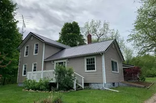 3151 E Bacon Rd, Hillsdale, MI 49242 - Photo 9