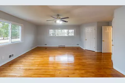 18485 Ridge Road, Northville, MI 48168 - Photo 17