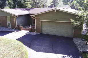 978 Blue Heron Dr, Highland, MI 48357 - Photo 3