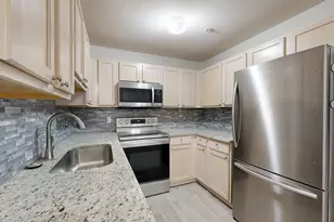 1866 Lindsay Ln, Ann Arbor, MI 48104 - Photo 5