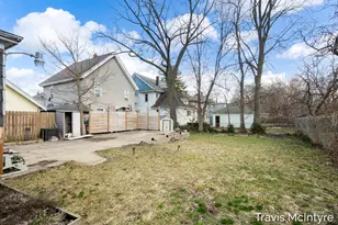 908 Eastern Ave SE, Grand Rapids, MI 49507 - Photo 25