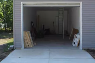 608 Jackson Ave, Muskegon, MI 49442 - Photo 5