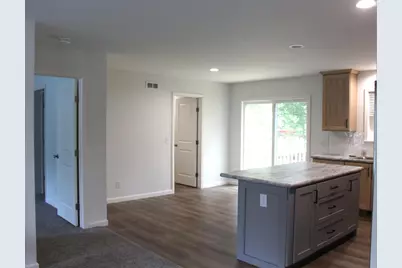 608 Jackson Avenue, Muskegon, MI 49442 - Photo 9