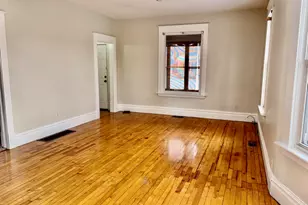 1641 Sanford St, Muskegon, MI 49441 - Photo 5