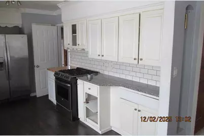 2589 Lake Michigan Drive NW, Grand Rapids, MI 49504 - Photo 7