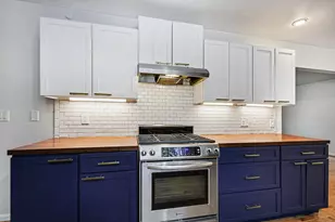 6050 Adaway Ct SE, Ada, MI 49301 - Photo 7