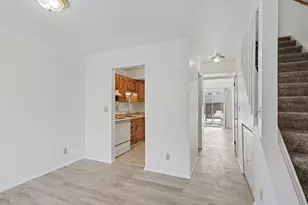 3632 Kenbrooke Ct, Kalamazoo, MI 49006 - Photo 5