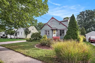 1228 Spring Ave NE, Grand Rapids, MI 49505 - Photo 3