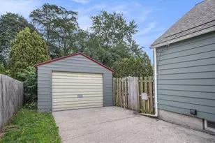 1228 Spring Ave NE, Grand Rapids, MI 49505 - Photo 15