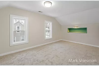219 S Baldwin Street, Whitehall, MI 49461 - Photo 39