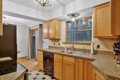 9765 McClements Road, Brighton, MI 48114 - Photo 13