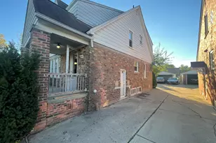 7355 Fielding St, Detroit, MI 48228 - Photo 3