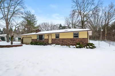 806 E 4th Street, Lawton, MI 49065 - Photo 5