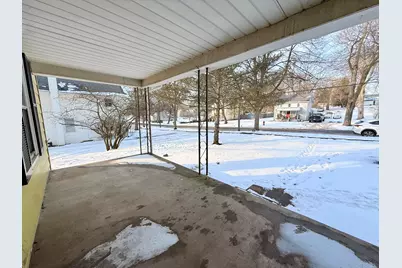 28 Marion Street, Hillsdale, MI 49242 - Photo 5