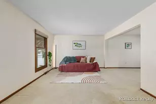 3535 Bromley Dr SE, Grand Rapids, MI 49508 - Photo 5