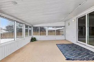 3535 Bromley Dr SE, Grand Rapids, MI 49508 - Photo 21