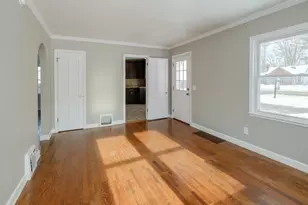 3826 Oakland Dr, Kalamazoo, MI 49008 - Photo 5