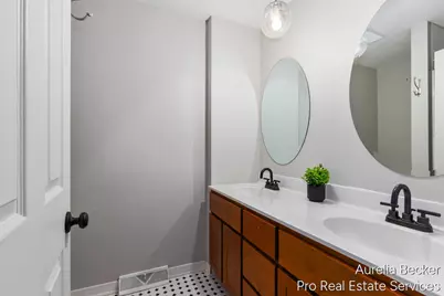 17 Sunset Hills Avenue NW, Grand Rapids, MI 49534 - Photo 19