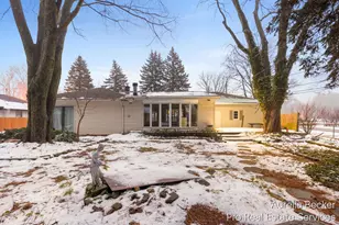 17 Sunset Hills Ave NW, Grand Rapids, MI 49534 - Photo 37