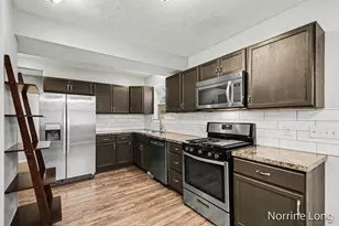 232 43rd St SE, Kentwood, MI 49548 - Photo 7