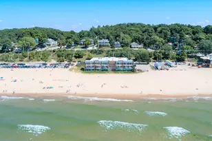 1159 S Harbor Dr, Grand Haven, MI 49417 - Photo 3