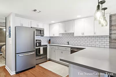 1159 S Harbor Drive #B-3, Grand Haven, MI 49417 - Photo 15