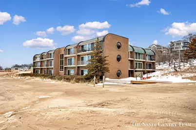 1159 S Harbor Drive #B-3, Grand Haven, MI 49417 - Photo 7