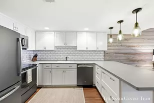 1159 S Harbor Dr, Grand Haven, MI 49417 - Photo 17