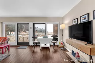 1159 S Harbor Dr, Grand Haven, MI 49417 - Photo 23