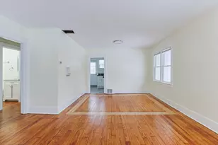 11 N Barrett St, Niles, MI 49120 - Photo 17